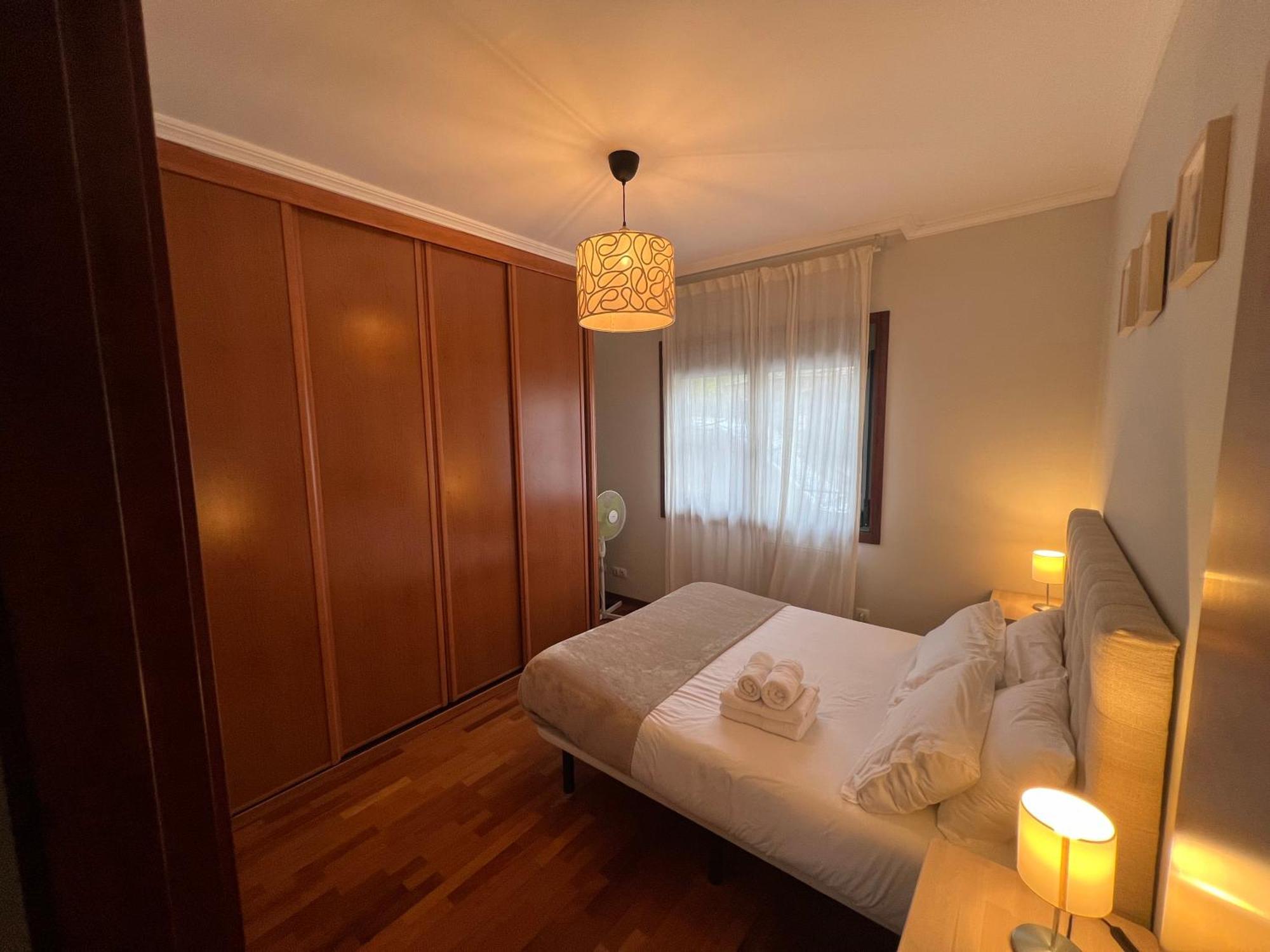 A Estrenar ,Con Vistas Al Mar Y Aparcamiento Gratis En El Casco Viejo-Centro-Zona Portuaria Apartment Vigo Exterior photo